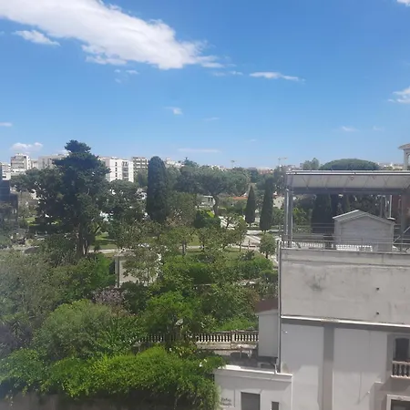 Urban View - & Terrace 3*