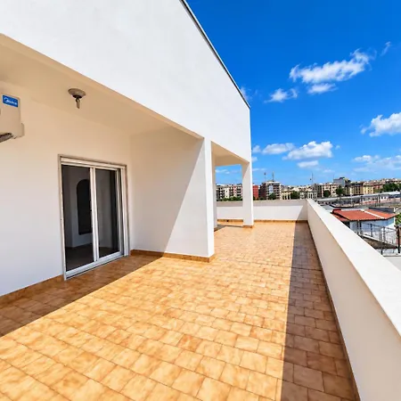 Urban View - & Terrace Bari