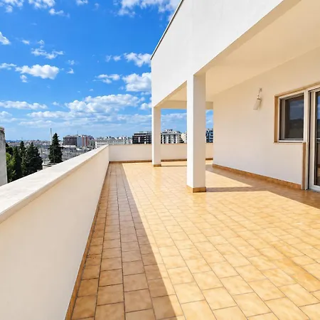 Urban View - & Terrace Bari